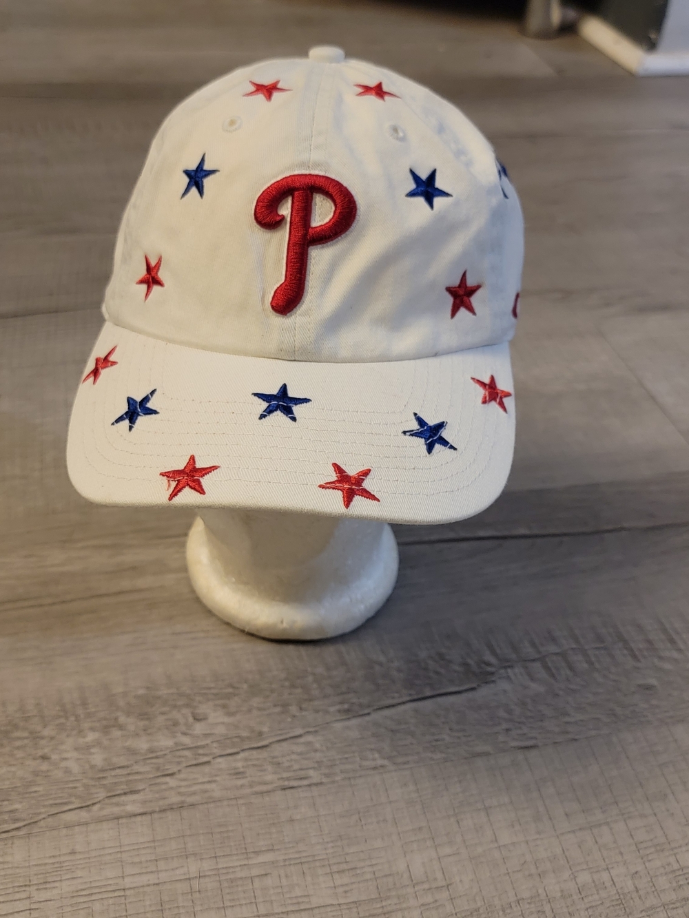 Genuine Merchandise White Baseball Cap with Red 'P' and Blue & Red Stars